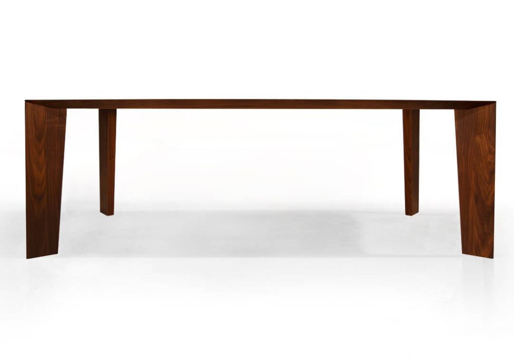 bronco-profil-nussbaum-mbzwo-design-holztisch-1080.jpg